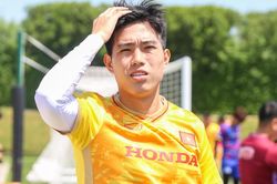 Trung vệ U23 Việt Nam: 'Chúng tôi thực chiến còn kém, người hâm mộ đừng quay lưng'
