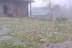 Kết thúc nắng nóng đầu mùa, miền Bắc đề phòng mưa đá