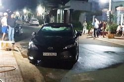 Xe camry phát nổ, bốc cháy làm tài xế tử vong