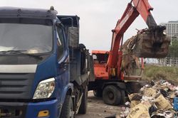 Tăng cường mật phục, xử phạt hành vi đổ rác sai quy định dọc bờ sông Hàn