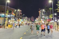 Văn hóa - Nghệ thuật Thông tin văn hóa TP. Huế chính thức đưa vào hoạt động Phố đi bộ Hai Bà Trưng