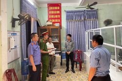 Cán bộ tư pháp phường nhận hối lộ hơn 100 triệu đồng của dân