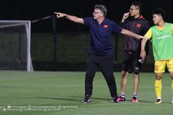 Bóng đá Việt Nam ngày 25/3: HLV Troussier muốn U23 Việt Nam đá nhanh hơn