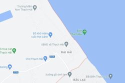 Hà Tĩnh: Rủ nhau đi tắm biển, ba học sinh lớp 7 bị sóng cuốn trôi