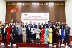 Kỷ niệm 52 năm thiết lập quan hệ ngoại giao Việt Nam - Chile