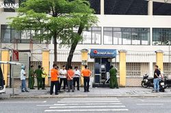 Bắt nghi phạm đập phá trụ ATM trên đường Lê Duẩn