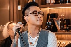 Bị nhận xét 'nói nhiều như đàn bà', Tuấn Hưng phản ứng thế nào?