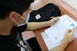 Bộ GD&ĐT 'tuýt còi' các trường đại học yêu cầu thí sinh nhập học sớm