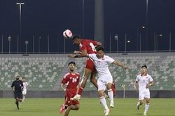 HLV Philippe Troussier hài lòng dù U23 Việt Nam thua đậm U23 UAE