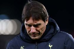 Conte chính thức bị Tottenham sa thải sau khi mắng thẳng Chủ tịch CLB