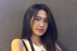 Người yêu Văn Hậu tự tin chụp hình mặt 'mộc'