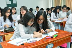 Giới thiệu đề kiểm tra giữa kỳ 2 môn Toán lớp 10