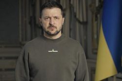 Tình hình Ukraine: Kiev họp cuộc đặc biệt, chi tiền tỷ mua một loại vũ khí; Tổng thống thừa nhận chưa thể phản công