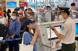 Giá vé máy bay tăng mạnh dịp 30/4, có chặng hơn 8 triệu đồng/khứ hồi