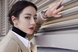 Địch Lệ Nhiệt Ba trung thành với phong cách 'ngự tỷ': Đẹp nhưng nhàm!