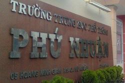 Trường học TP HCM xuất hiện bẫy lừa mới - 'bố tai nạn'