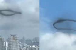 Khói đen kỳ lạ xuất hiện trên bầu trời Moscow