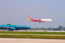 Vé bay dịp nghỉ lễ 30/4-1/5 cao chót vót và nhiều chặng còn ít chỗ