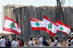 Lebanon: Người dân gặp rắc rối vì múi giờ