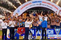 Sự việc - Ý kiến: Chăm lấy cái gốc
