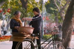 Những thân phận khốn khó trong phim 'Cuộc đời vẫn đẹp sao'