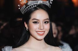 Hoa hậu Thanh Thủy thừa nhận sửa mũi và vòng một