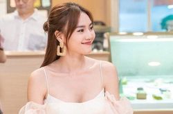Lý do Ninh Dương Lan Ngọc từ chối chụp hình với fan được khen ngợi