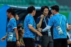 HLV Troussier bị chê kém tài HLV Gong Oh Kyun: 'Xem đội U23 đá chán quá, thua xa năm ngoái'