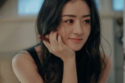 Triệu Lệ Dĩnh đã có người yêu, đối phương là người ngoài ngành, còn xin tiền nhà gái mở công ty?