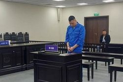 Mua ô tô hộ bạn, đặt định vị rồi chiếm đoạt luôn xe