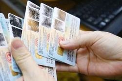 Người dân có tiếp tục phải đổi Căn cước công dân mẫu mới?