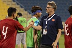 Bóng đá Việt Nam ngày 30/3: HLV Troussier tạm chia tay U23 Việt Nam