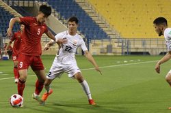 U23 Việt Nam chuẩn bị cho SEA Games 32: Đầu không xuôi...
