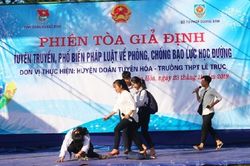 Quảng Bình chấn chỉnh tình trạng bạo lực học đường