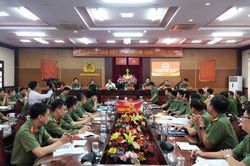 Công an 5 thành phố ký giao ước phong trào thi đua 'Vì an ninh tổ quốc'