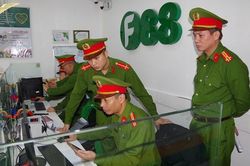 Công an kiểm tra các chi nhánh của F88 ở Hà Nam