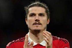 MU sợ Tuchel gọi Sabitzer quay lại Bayern Munich