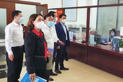 Bảo vệ cán bộ dám nghĩ, dám làm