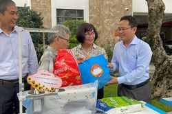 Chung tay hỗ trợ người nghèo