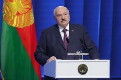 Tổng thống Belarus cảnh báo nguy cơ chiến tranh hạt nhân toàn cầu