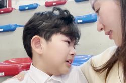 Mẹ bầu Khánh Thi có vai trò gì trong chiến thắng vô địch thế giới của con trai?
