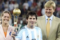 Argentina đề nghị thay Indonesia đăng cai U20 World Cup, fan tò mò Messi có 'giật dây'?