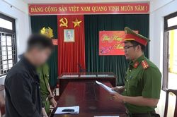 Bắt đối tượng dùng hình ảnh 'nhạy cảm' ép bạn gái cũ vào nhà nghỉ