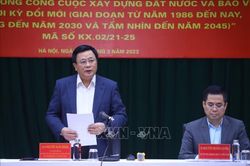Nghiên cứu, vận dụng và phát triển sáng tạo tư tưởng Hồ Chí Minh trong cuộc sống