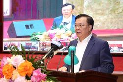 Bí thư Hà Nội: Vỉa hè gắn với sinh kế của người dân, phải tính giải pháp căn cơ