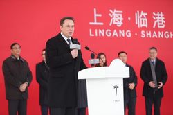Elon Musk muốn đến thăm Trung Quốc