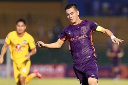 Tiến Linh 'giải hạn' cùng B.Bình Dương