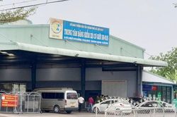 TPHCM: Công an xuất hiện ở Trung tâm đăng kiểm tại Bình Tân