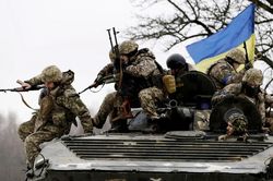 Moscow nói về khả năng binh sĩ EU tới Ukraine, tướng Mỹ hạ thấp kỳ vọng của Kiev