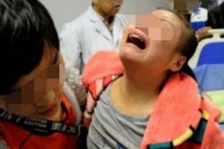 Bé trai 9 tuổi đột tử vì học cả ngày lẫn đêm, học thêm cuối tuần, chỉ nói đúng 7 từ với mẹ trước khi mất